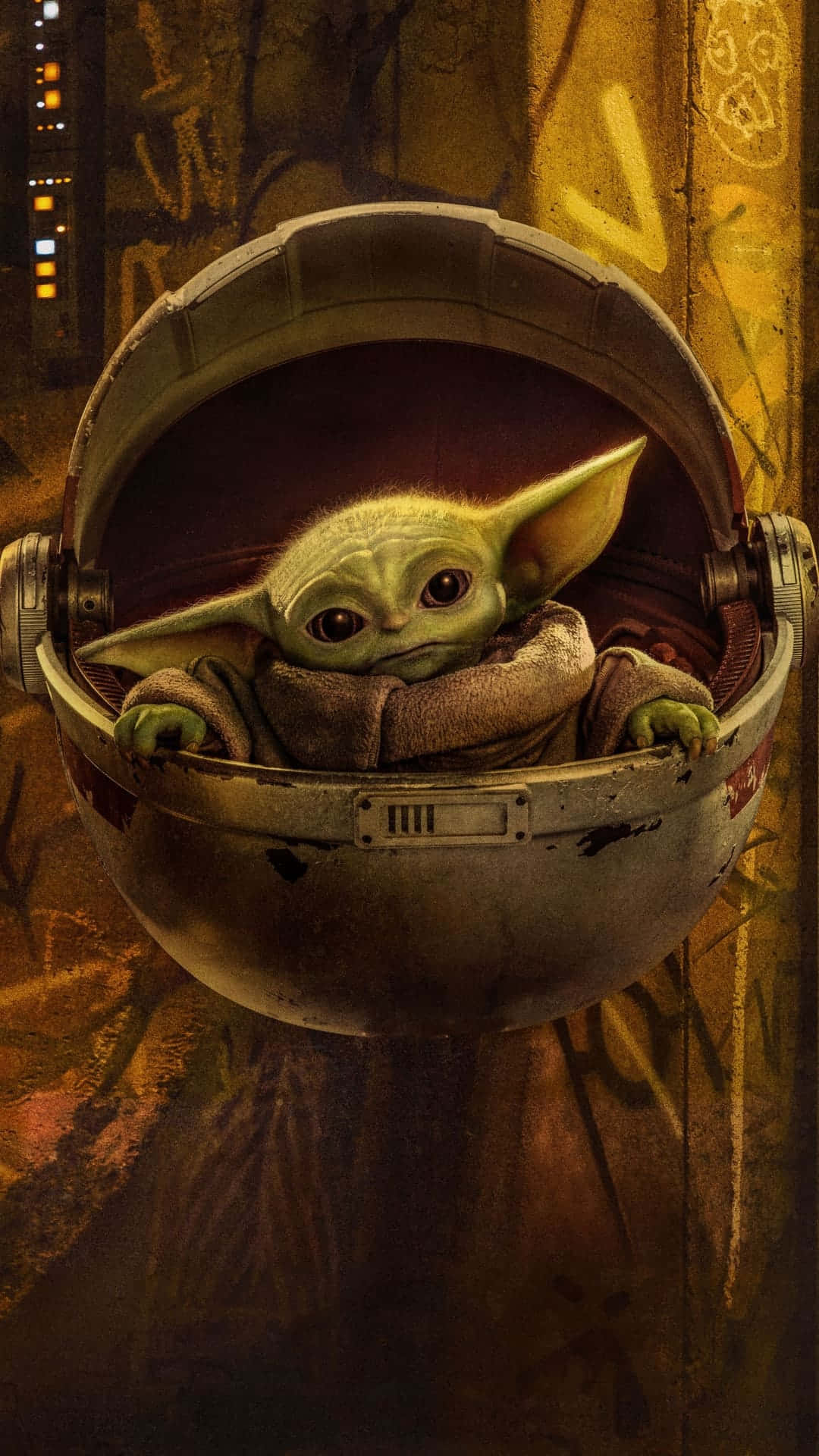 Baby Yoda Phone 桌布 壁紙 — 一個綠色小外星人，長著大耳朵，從一個破舊的頭盔中探出頭來，身處一條燈光昏暗、佈滿塗鴉的城市小巷。