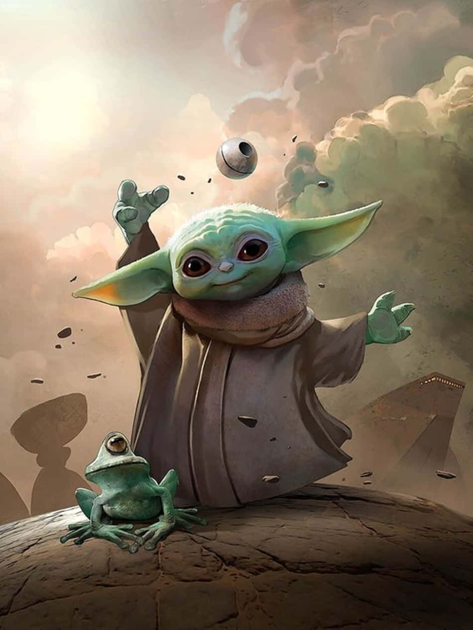 Baby Yoda Cartoon 桌布 壁紙 — 一個綠色皮膚的嬰兒尤達頑皮地拋擲一個球形機器人，而一隻匹配的青蛙坐在他旁邊的岩石露頭上，天空多雲。