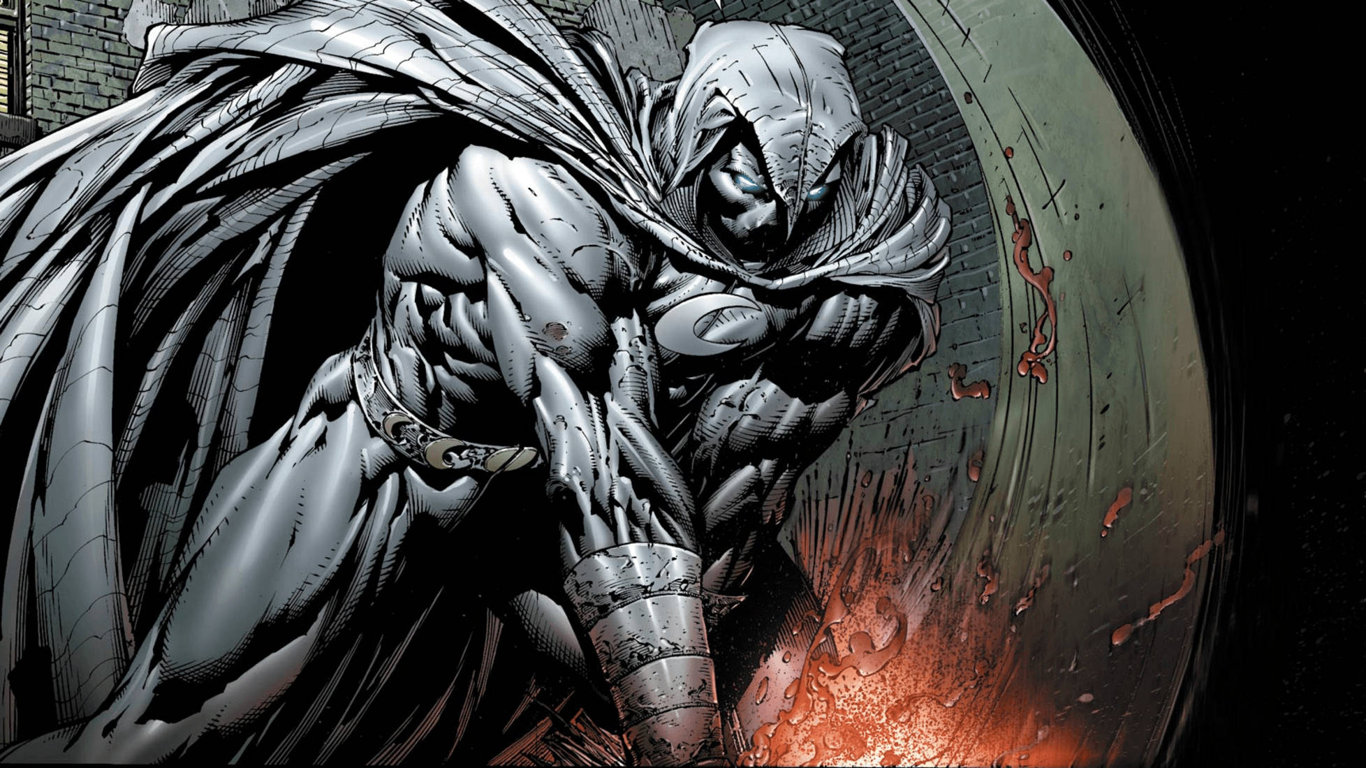 Moon Knight 桌布 壁紙 — 一個肌肉發達、戴著面具的義警，披著飄逸的斗篷，在 gritty 的城市背景下，雙眼發光向前衝刺。