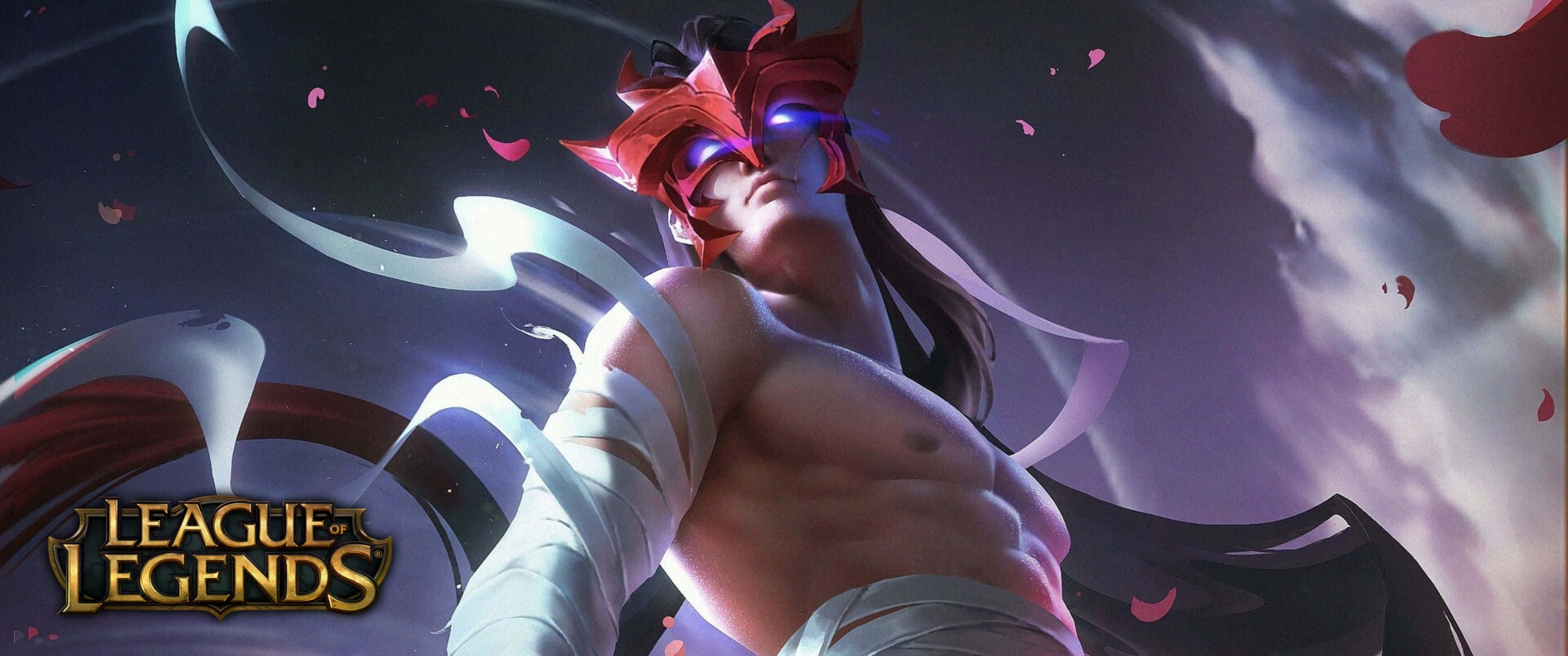 遊戲 桌布 壁紙 — 一個肌肉發達的《英雄聯盟》角色，擁有發光的藍色眼睛和紅色面具，站在風暴般的紫色天空下，周圍有飄浮的花瓣。