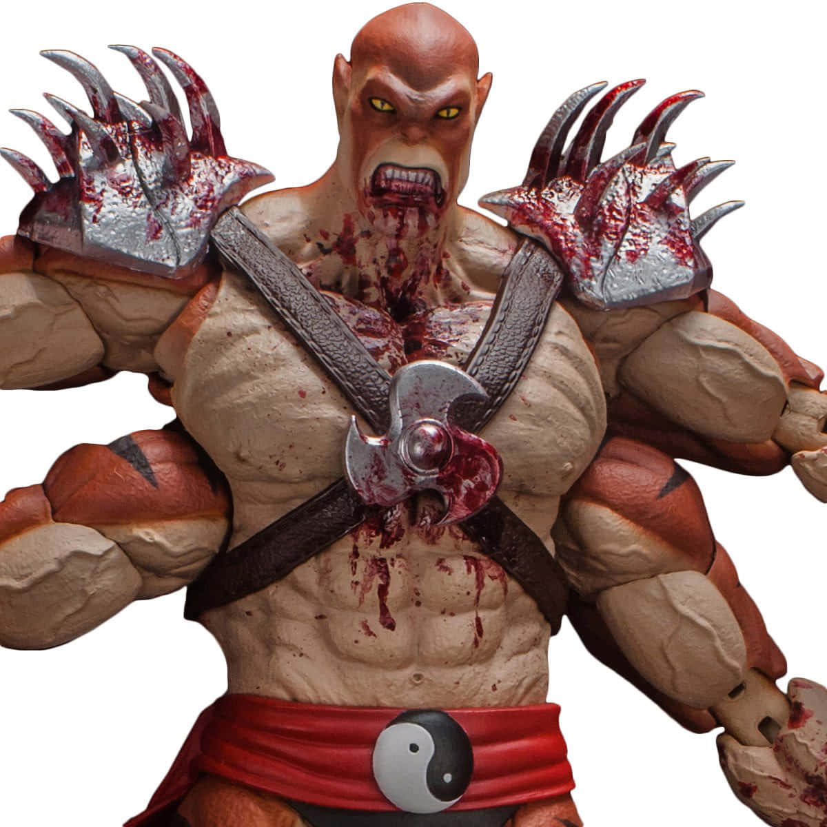 Mortal Kombat Kintaro 桌布 壁紙 — 一個肌肉發達的光頭戰士，擁有發光的黃色眼睛和沾滿血的尖刺護手，在白色背景前兇狠地凝視。