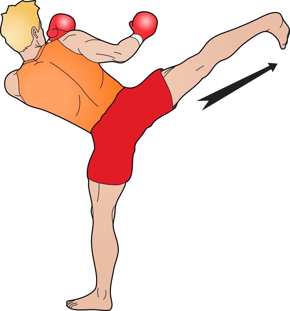 Kickboxing 桌布 壁紙 — 一個肌肉發達的戰士，身穿橙色襯衫和紅色短褲，戴著紅色手套，在黑色背景前踢出高踢。