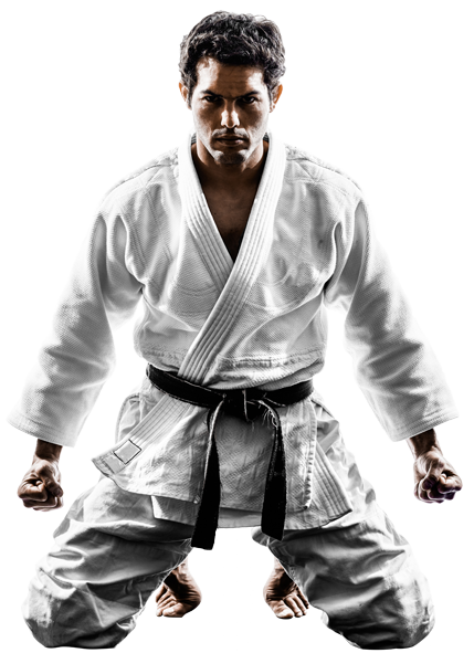 Judo 桌布 壁紙 — 一個肌肉發達的男人穿著白色柔道服，繫著黑帶，在純白背景下擺出強有力的戰鬥姿勢。