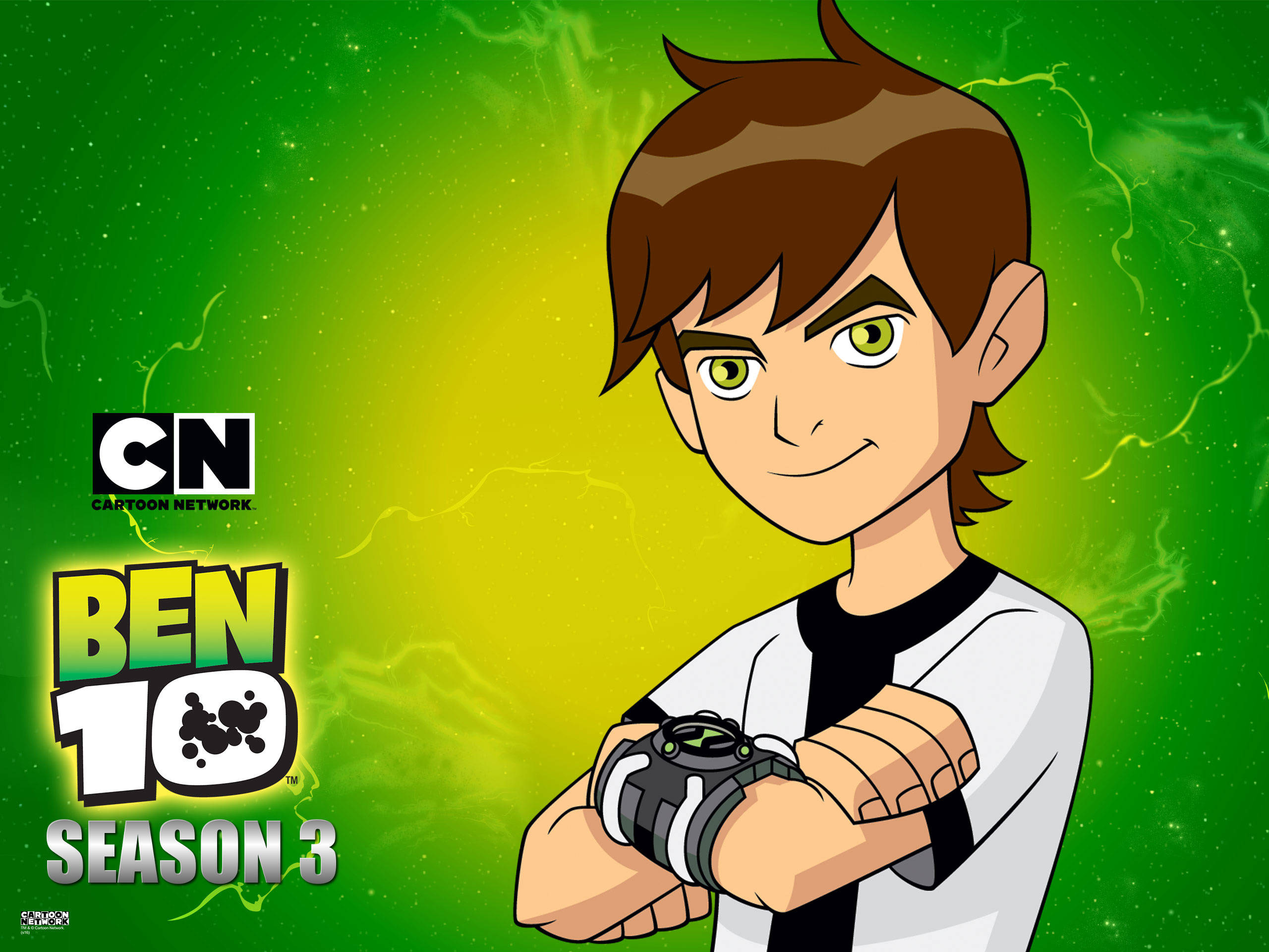 Ben 10 桌布 壁紙 — 一個自信的卡通男孩，綠色眼睛和棕色頭髮，穿著白色襯衫和手腕裝置，背景是發光的綠色和黃色。