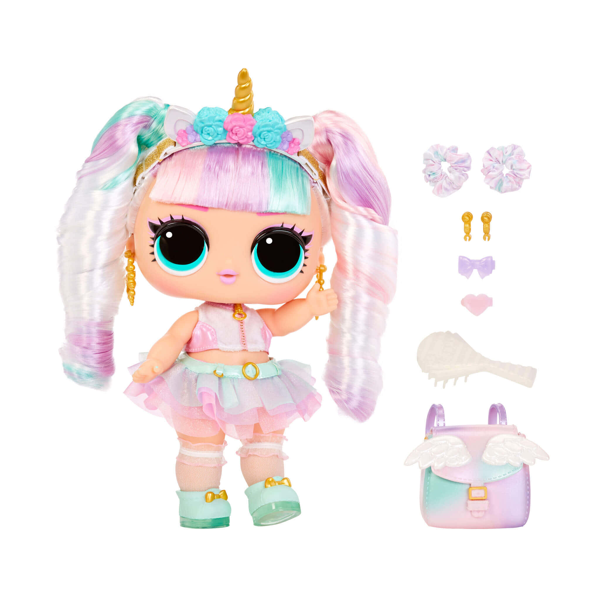 Doll 桌布 壁紙 — 一個色彩繽紛的LOL Surprise獨角獸公仔，擁有粉彩彩虹頭髮和配件，展示在白色背景上。