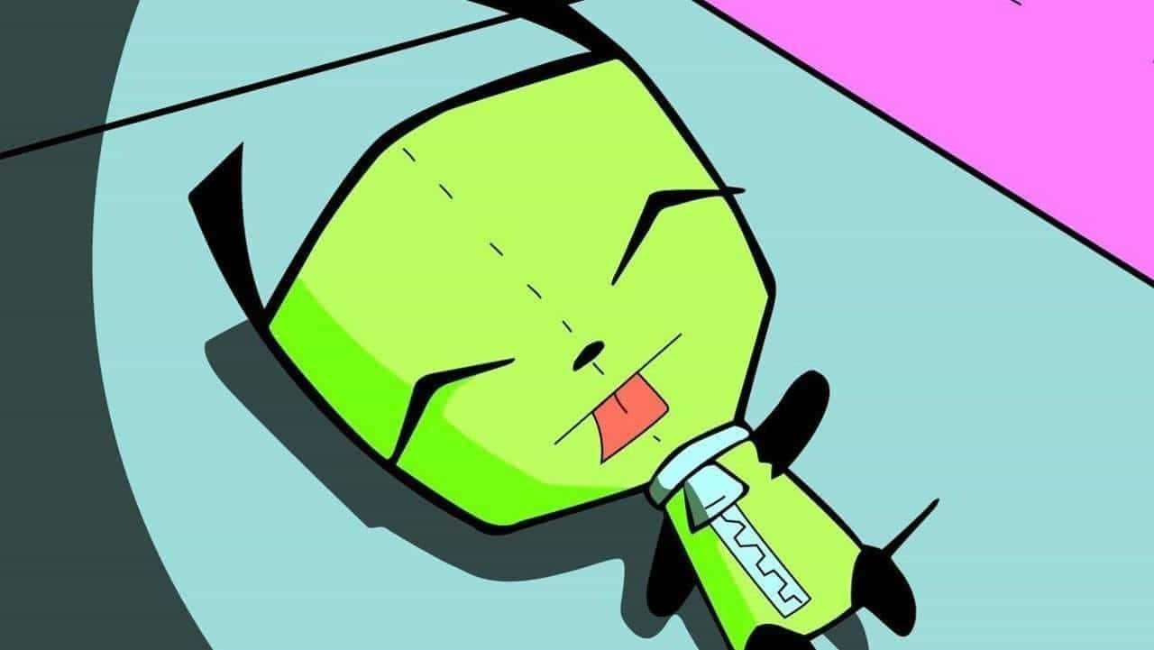 Invader Zim 桌布 壁紙 — 一個萊姆綠色卡通角色，臉上縫線並伸出舌頭，躺在淺藍色表面上，背景為粉紅色。