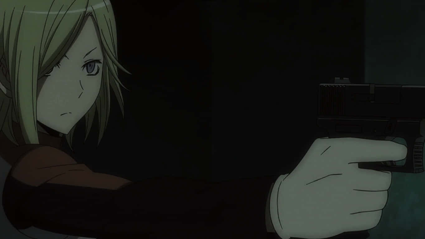 Durarara Vorona 桌布 壁紙 — 一個蒼白的動漫女孩，金色頭髮，在燈光昏暗、陰影重重的房間裡，緊張專注地用一把手槍瞄準。