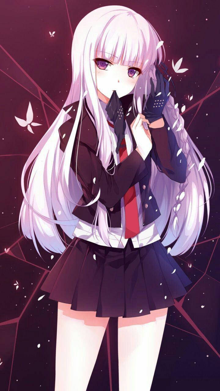 可愛動漫 桌布 壁紙 — 一個蒼白的動漫女孩，長長的白髮和紫色的眼睛，穿著深色校服，背景是繁星點點的紫色背景，有飄浮的蝴蝶。