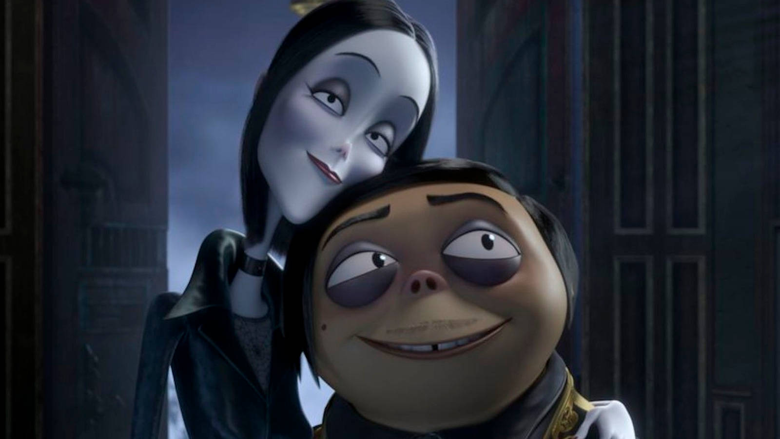 The Addams Family 2 桌布 壁紙 — 一個蒼白的黑髮吸血鬼女子深情地靠向一個微笑、有深色眼睛和痣的男人。