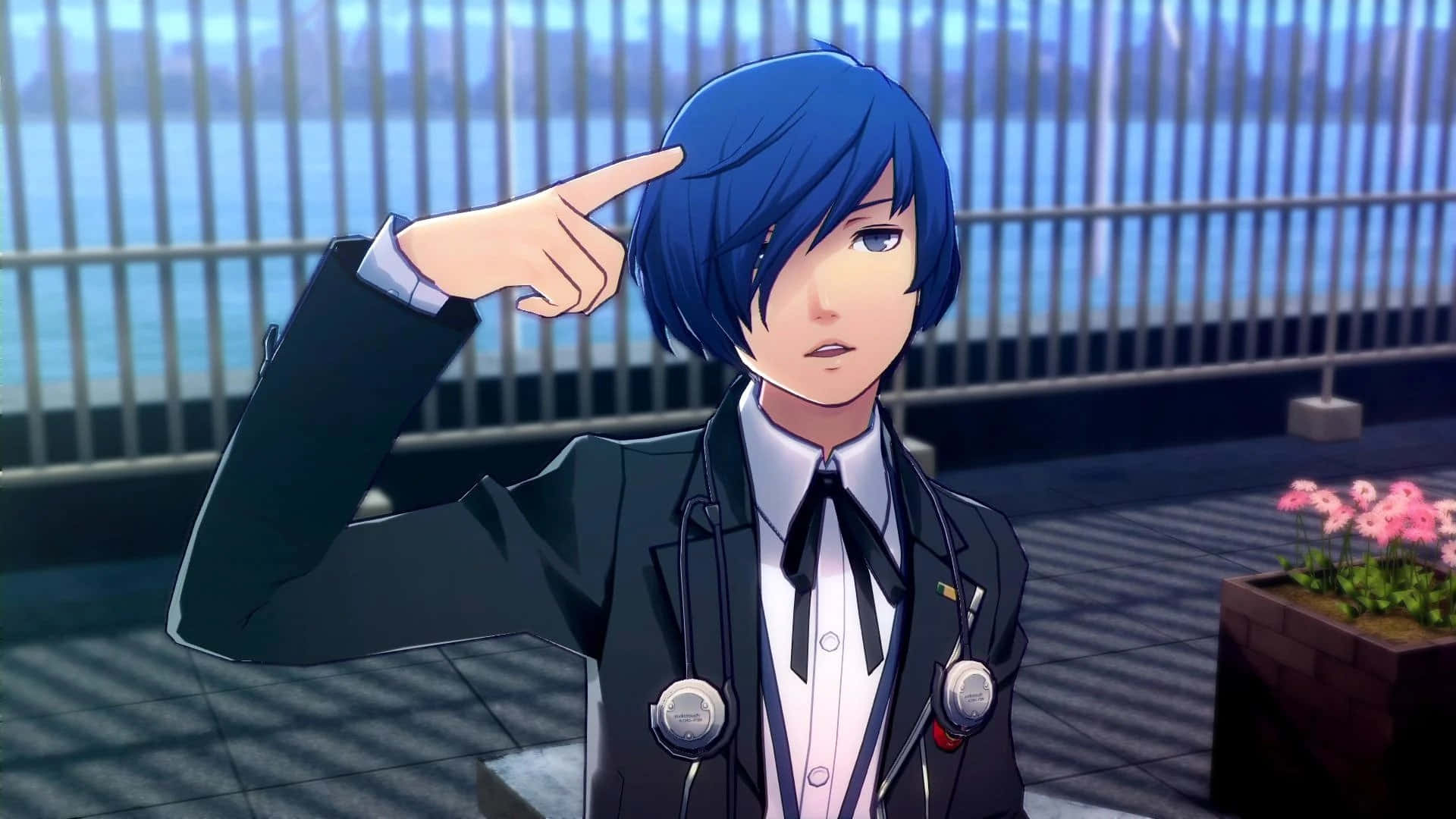 persona 5 4K 桌布 壁紙 — 一個藍髮動漫角色穿著校服，在水邊欄杆旁用手指抵住太陽穴敬禮。