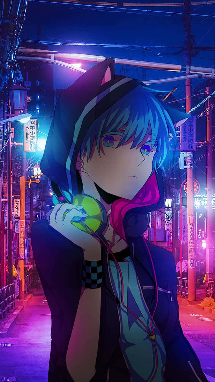 Cool Anime Blue 桌布 壁紙 — 一個藍髮貓耳動漫角色在夜晚霓虹燈閃爍的賽博朋克小巷中拿著發光的耳機。