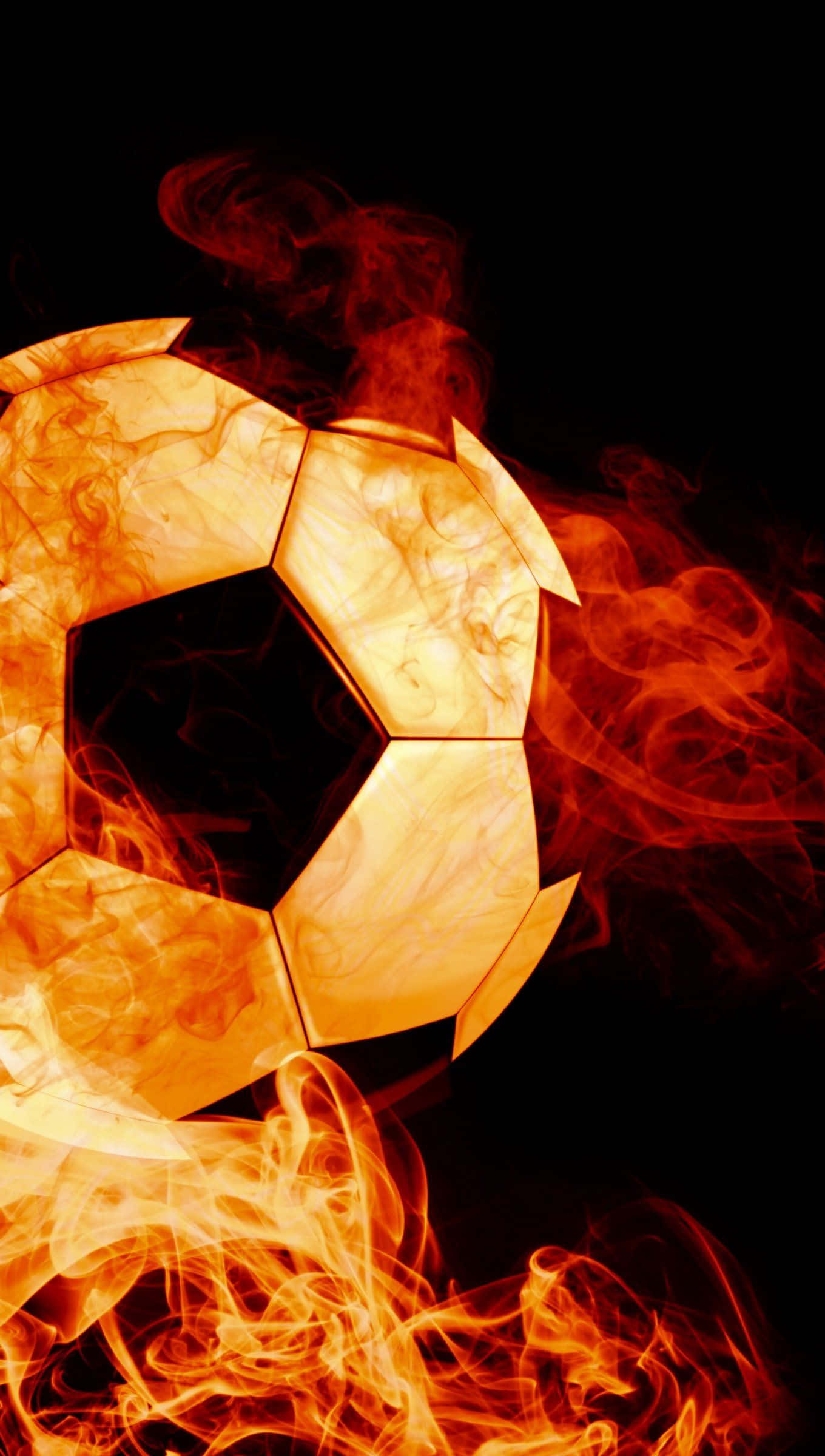 Football On Fire 桌布 壁紙 — 一個被鮮豔橙色和紅色火焰吞噬的足球，背景為純黑色。