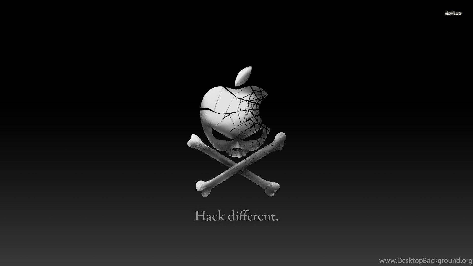 Hacker Full HD 桌布 壁紙 — 一個裂開的頭骨形狀的Apple標誌，帶有交叉骨頭，位於深色漸變背景上，並帶有文字Hack different。