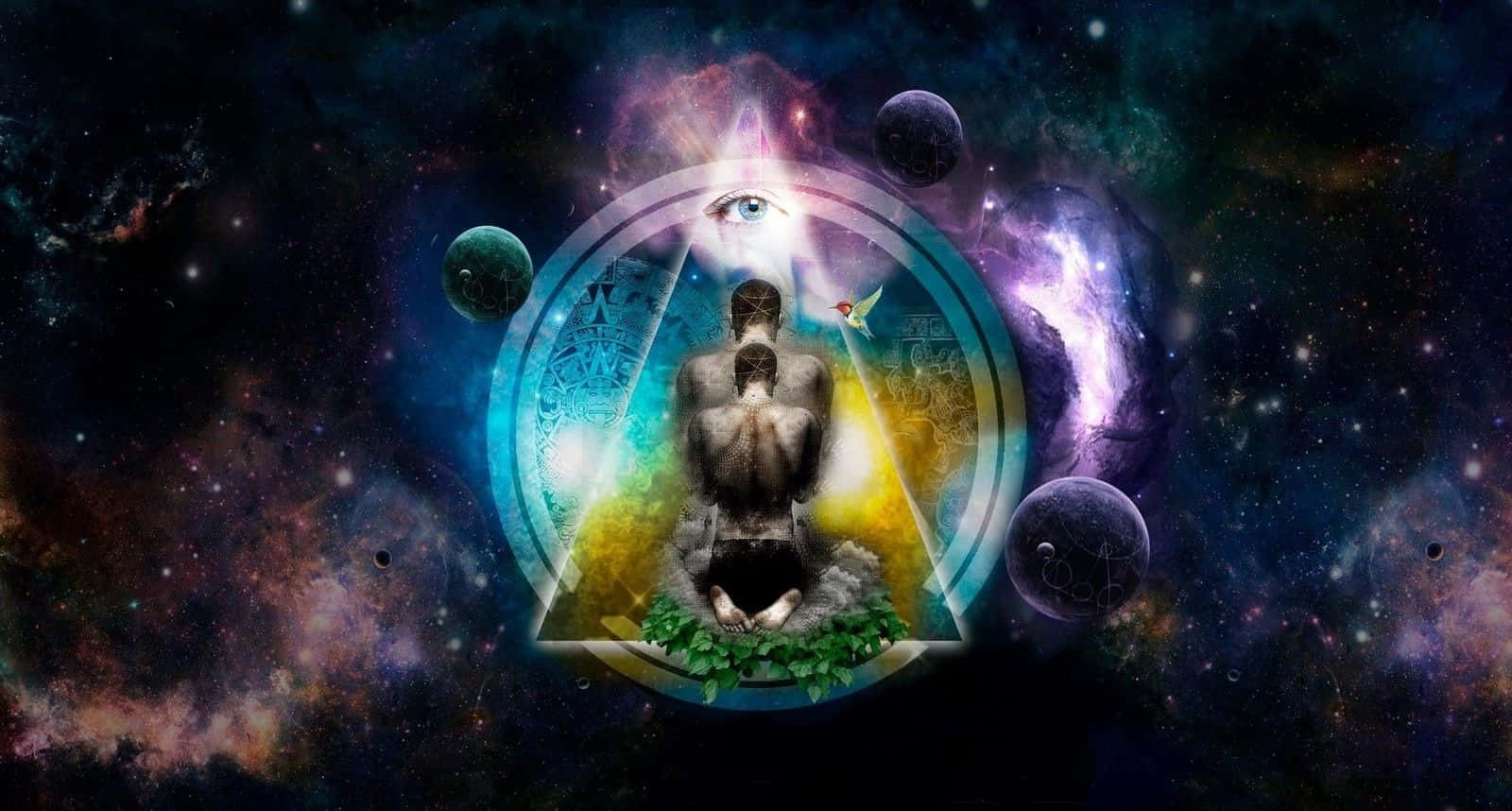 chakra 桌布 壁紙 — 一個裸體男人在一個發光三角形內冥想，周圍是宇宙元素和漂浮的行星，背景是星空星雲。