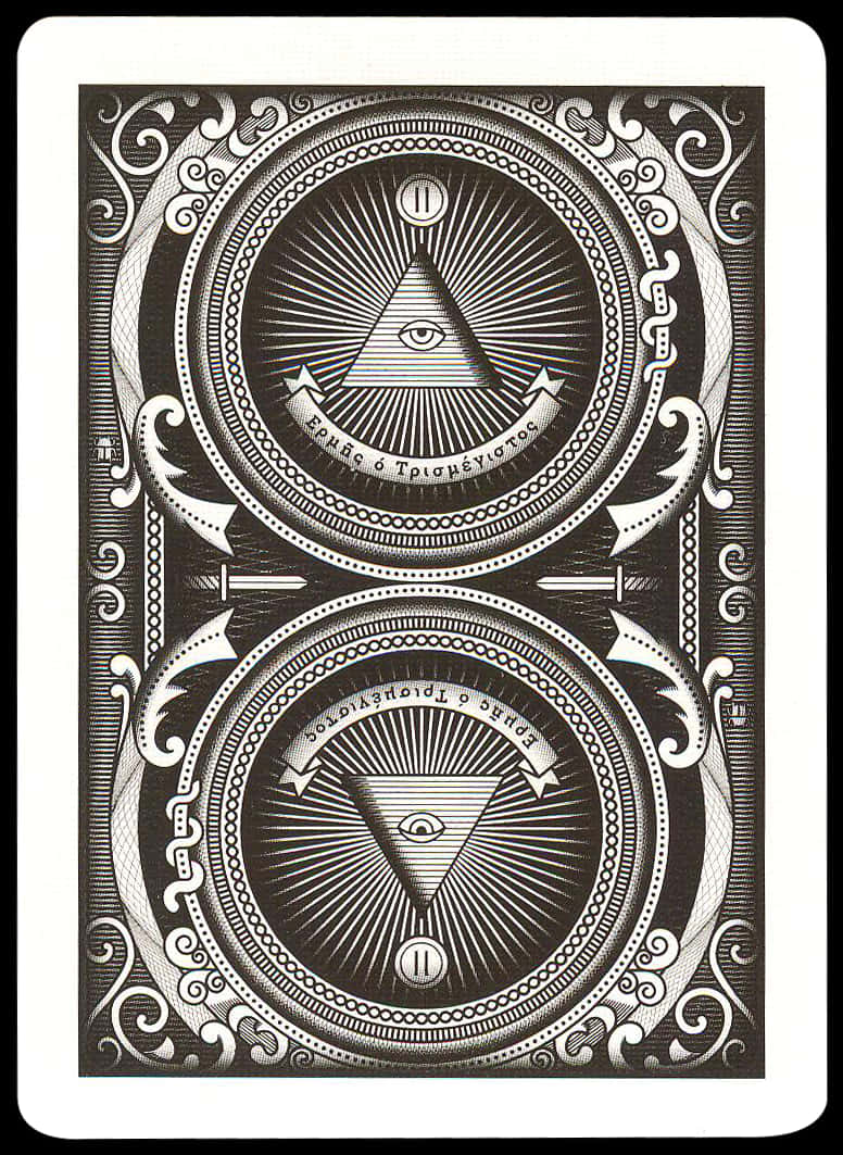 Cards 桌布 壁紙 — 一個複雜的黑白對稱設計，在華麗的圓形框架內有兩個全視之眼符號。