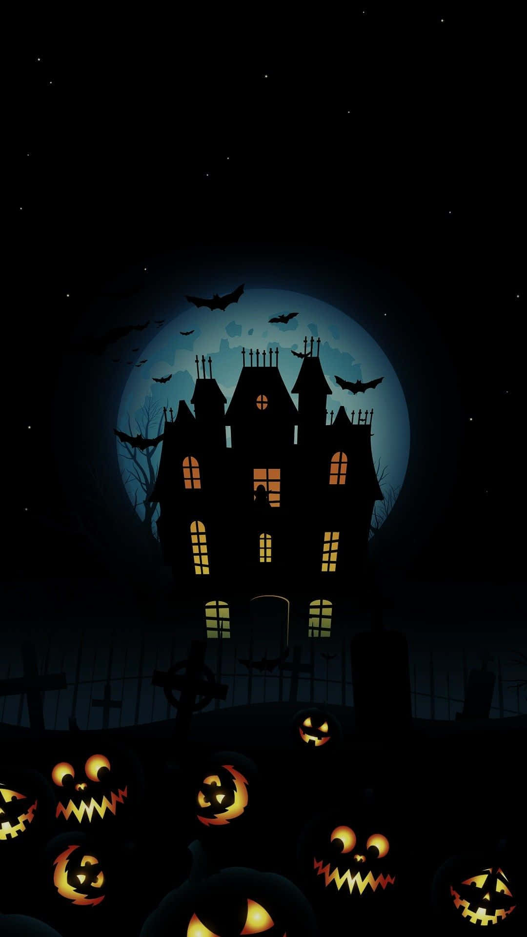 Spooky iPhone 桌布 壁紙 — 一個詭異的鬼屋剪影矗立在滿月前，窗戶發光，蝙蝠飛舞，周圍環繞著南瓜燈籠。