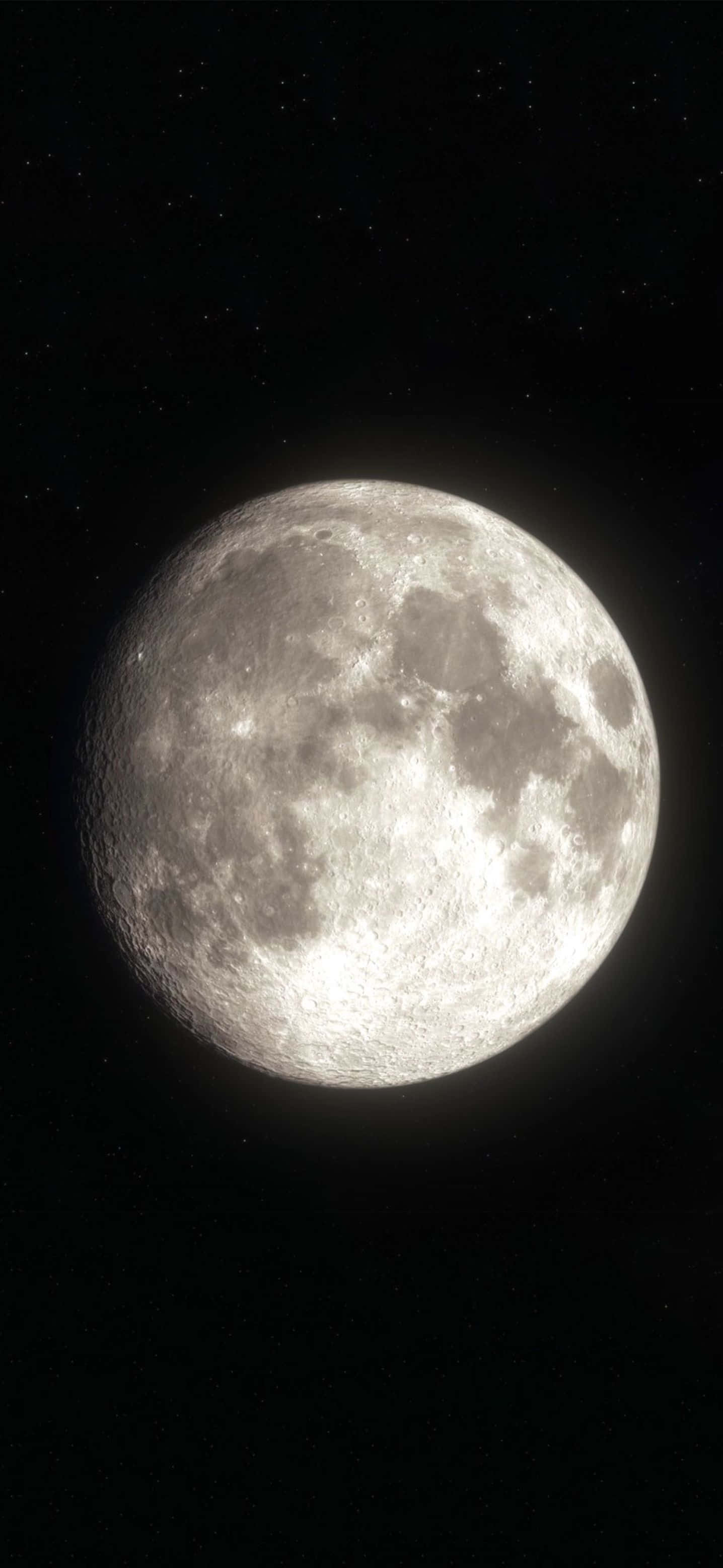 月夜星空 桌布 壁紙 — 一個詳細的滿月，在繁星點點的黑色天空中發光，可見隕石坑和月海。