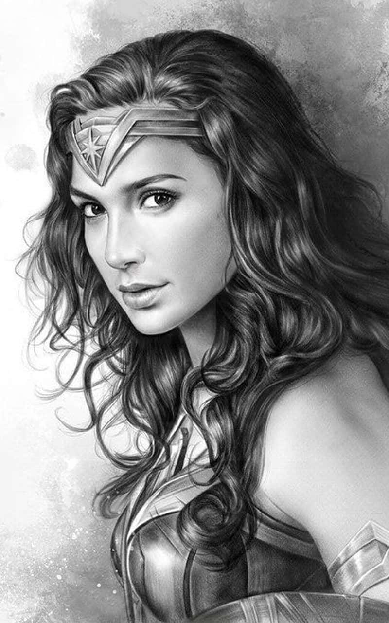 Pencil Drawing 桌布 壁紙 — 一個詳細的灰階肖像，描繪了神力女超人（Wonder Woman）擁有飄逸的頭髮和標誌性的頭飾，直視前方。