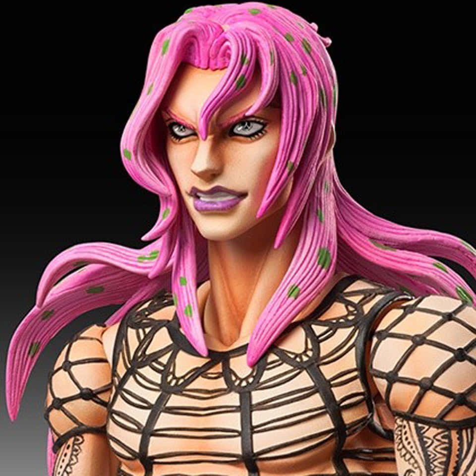 Jojo's Bizarre Adventure Diavolo 桌布 壁紙 — 一個詳細的角色人偶，擁有鮮豔的粉紅色頭髮和綠色斑點，穿著黑色網狀上衣，背景為深色。
