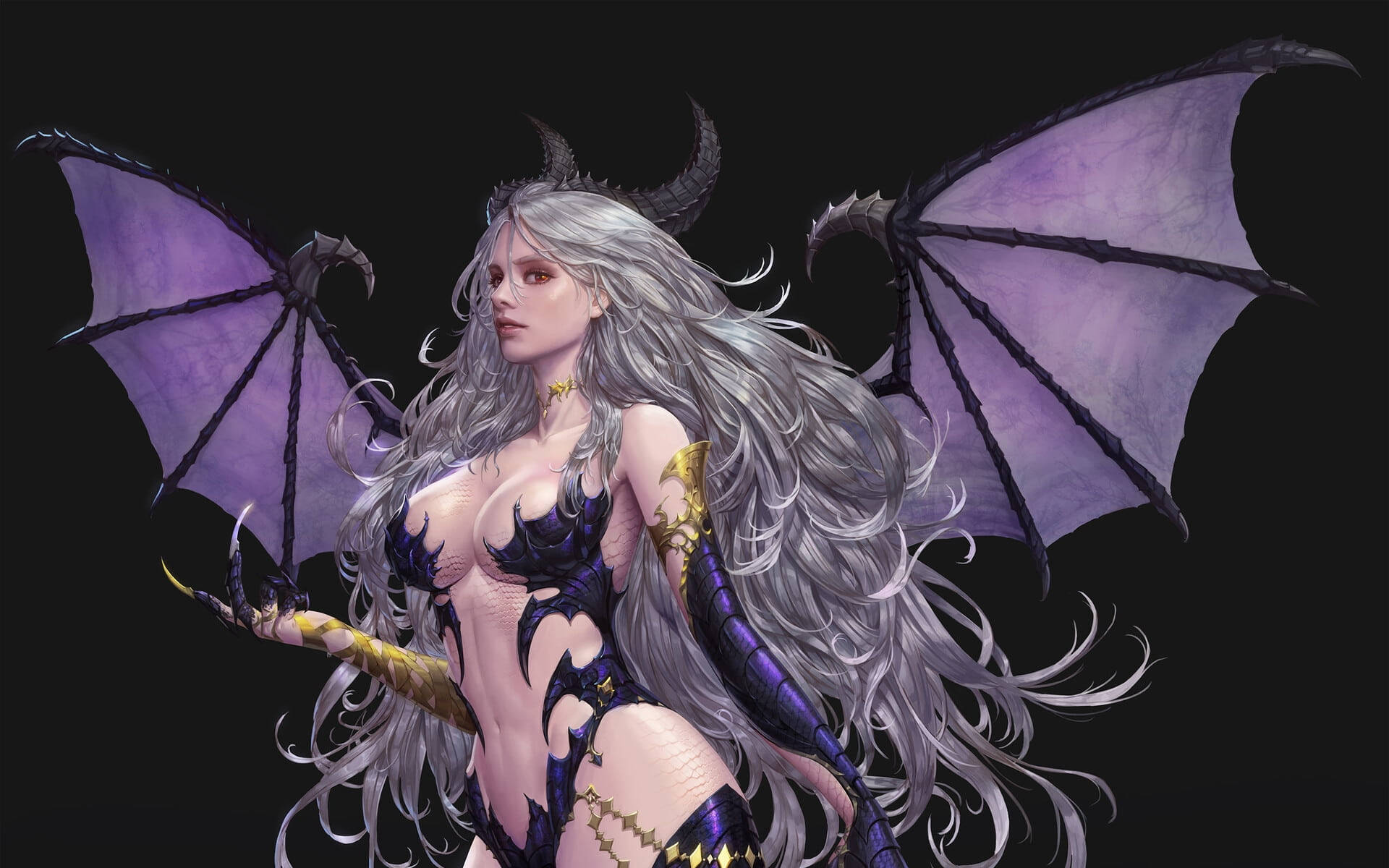 黑紫美學 桌布 壁紙 — 一個誘人的動漫風格女惡魔，銀色頭髮、紫色翅膀和金色盔甲，在黑色背景前擺姿勢。