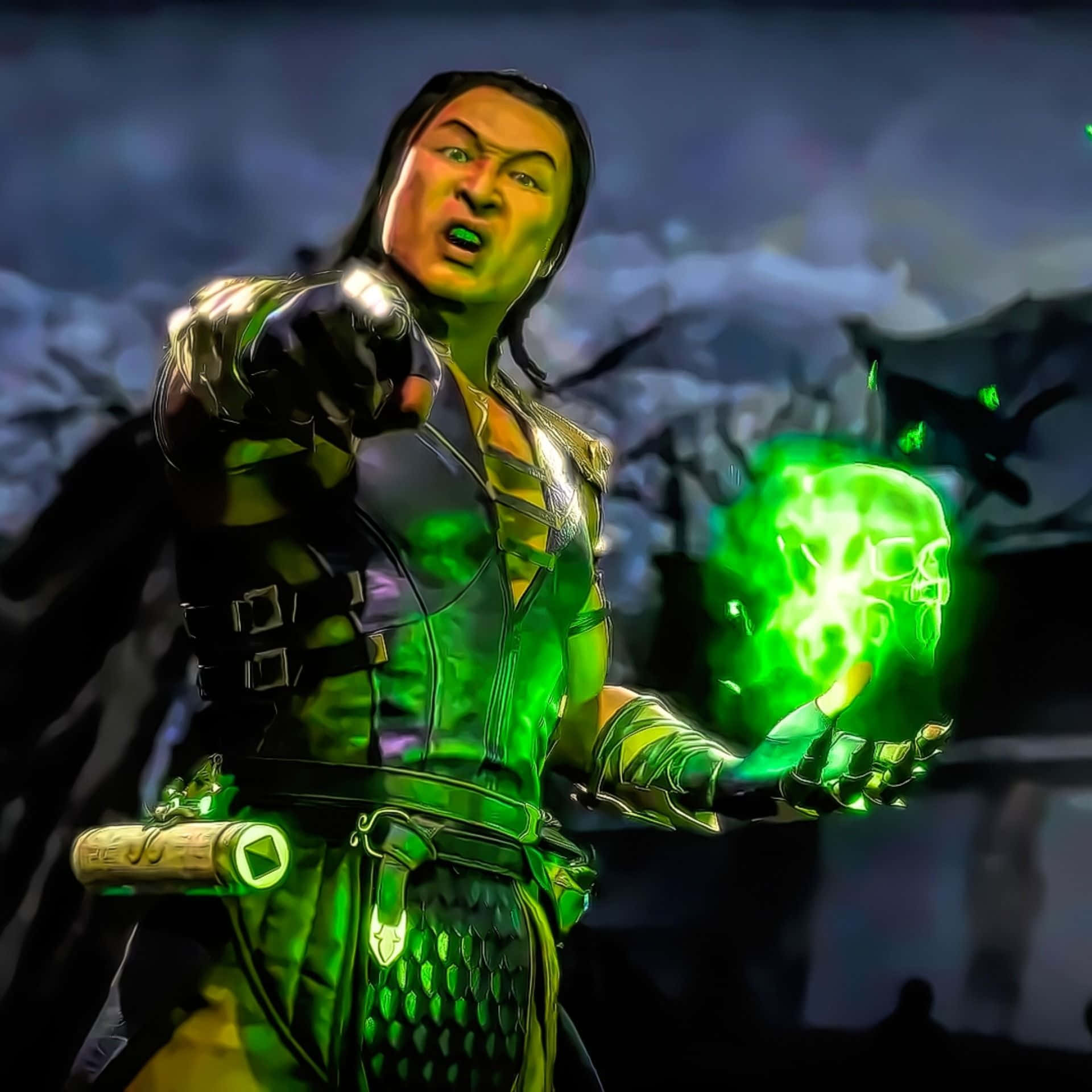 Mortal Kombat Shang Tsung 桌布 壁紙 — 一個身穿暗黑盔甲的兇猛戰士向前指著，手中脈動著發光的綠色骷髏能量，背景風暴肆虐。