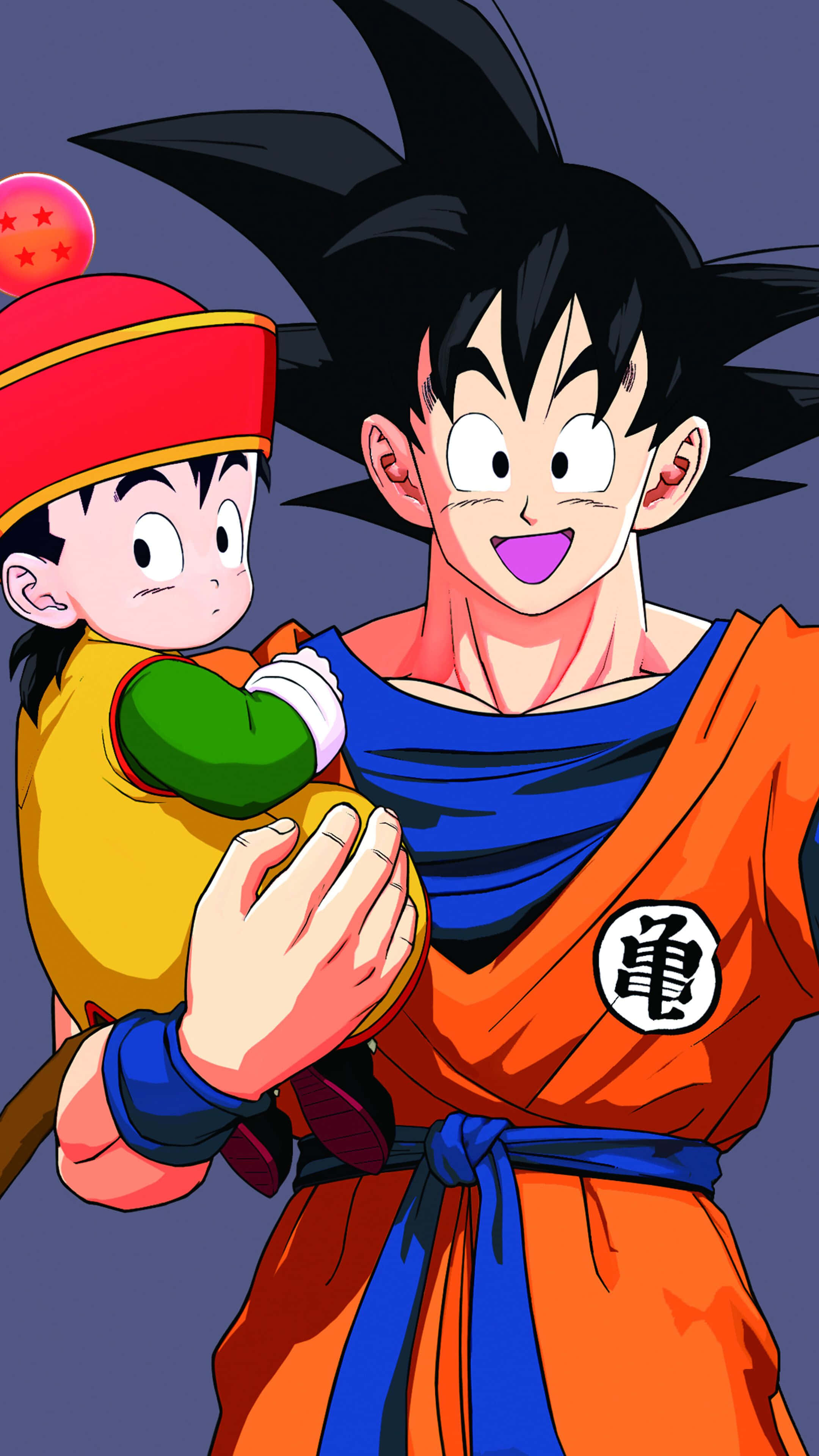 Dragon Ball iPhone 桌布 壁紙 — 一個身穿橙色道服、開朗的動漫英雄，在深紫色背景前抱著一個戴紅帽的小孩。