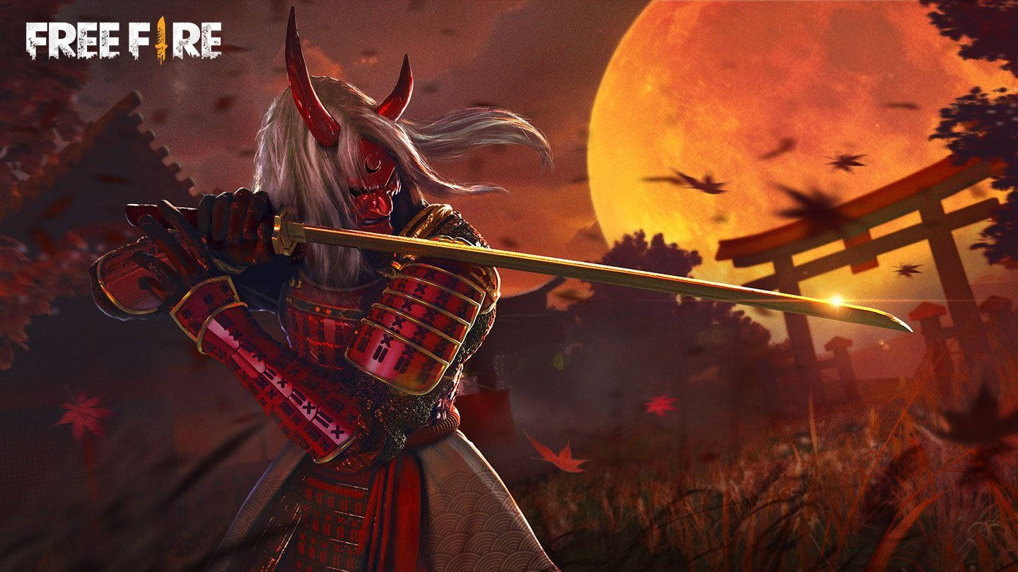 Garena 桌布 壁紙 — 一個身穿紅色盔甲的惡魔武士揮舞著發光的劍，背景是熾熱的橙色月亮和飄落的楓葉。