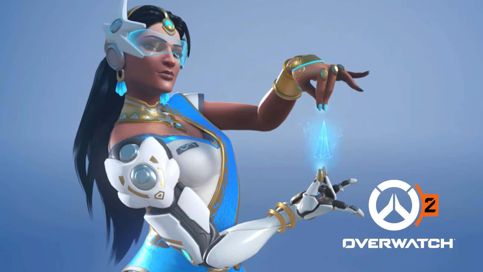 Overwatch Symmetra 桌布 壁紙 — 一個身穿藍白盔甲的未來感《鬥陣特攻2》英雄，在柔和的藍色背景前，雙手之間引導發光的能量。