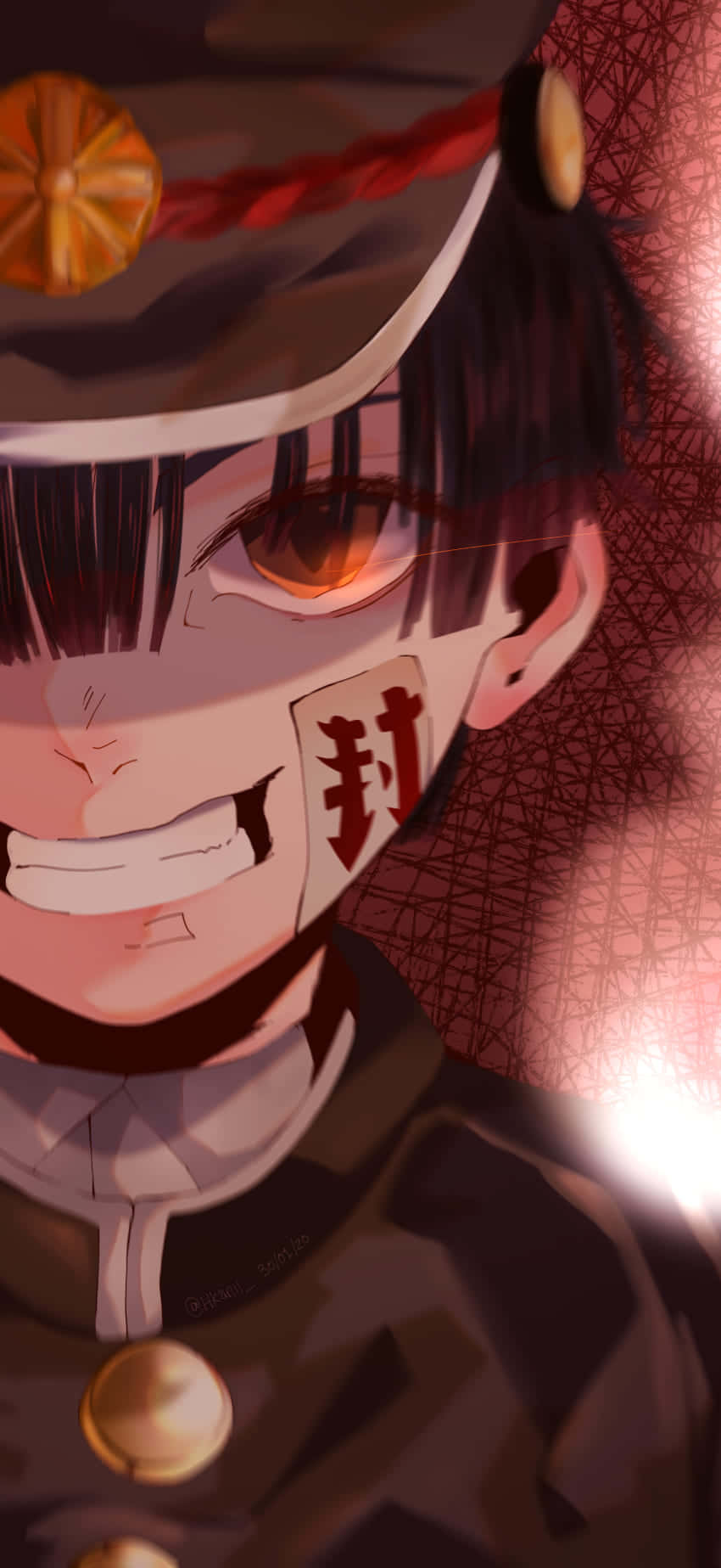 Cute Anime Boy 桌布 壁紙 — 一個近距離的動漫角色，嘴巴戴著口罩，軍帽下有一雙發光的橙色眼睛。