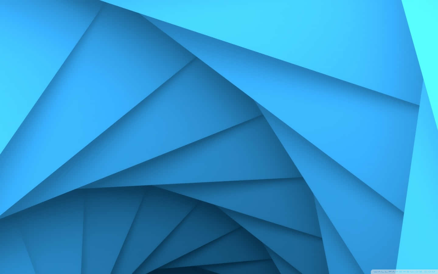 Blue Geometric 桌布 壁紙 — 一個迷人的抽象圖案，由層疊的藍色幾何形狀構成，營造出動態的3D隧道效果。