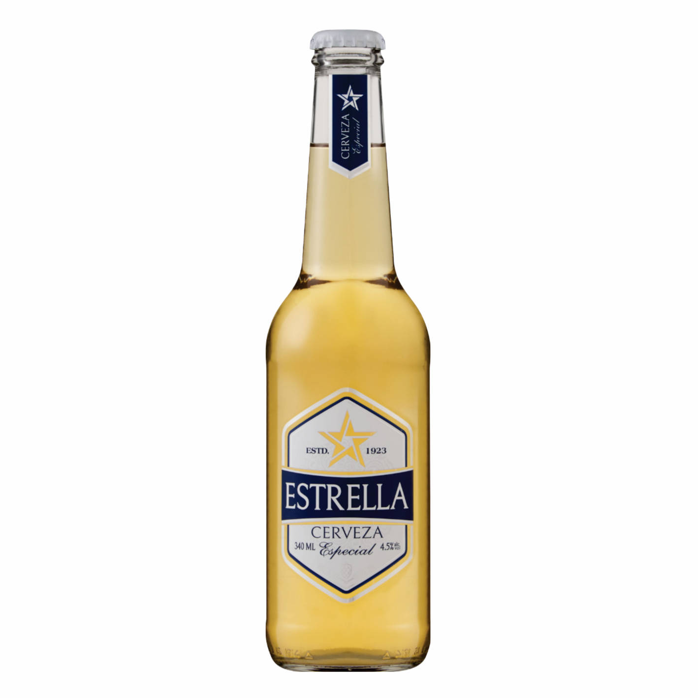 Beer 桌布 壁紙 — 一個透明玻璃瓶的Estrella啤酒，裝有金色液體和藍色星星標誌，背景為白色。
