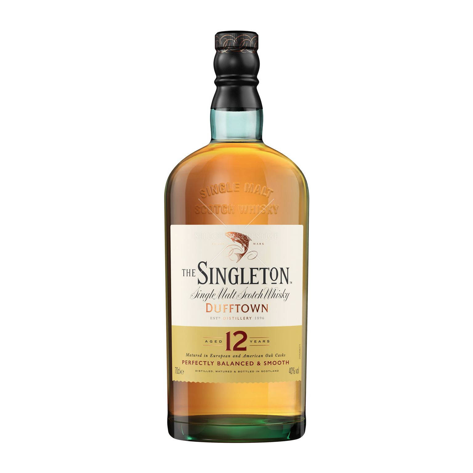 bottle 桌布 壁紙 — 一個透明玻璃瓶裝的The Singleton 12年單一麥芽蘇格蘭威士忌，琥珀色液體和黑色瓶蓋，背景為白色。