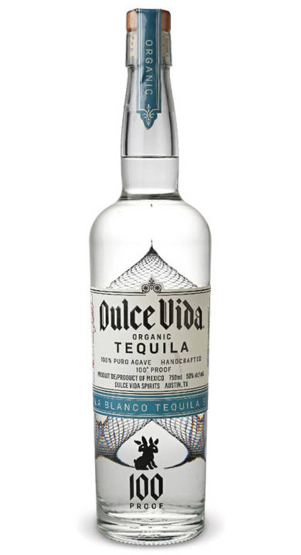 alcohol 桌布 壁紙 — 一個透明的Dulce Vida Organic Blanco Tequila瓶子，帶有複雜的標籤設計和100 proof文字。