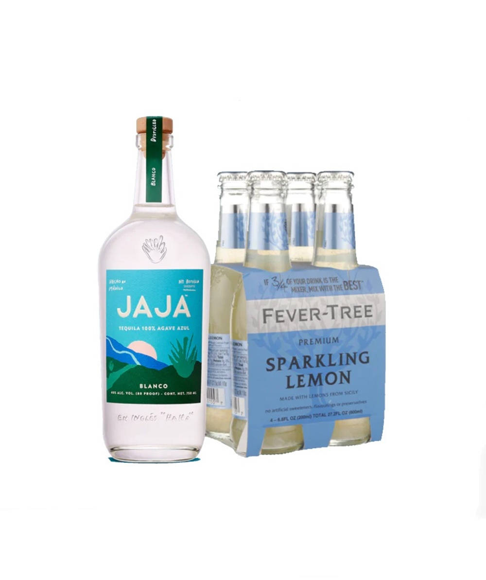 bottle 桌布 壁紙 — 一個透明的Jaja Blanco龍舌蘭酒瓶，旁邊放著一組六罐裝的Fever-Tree檸檬氣泡蘇打水，背景是純白色。