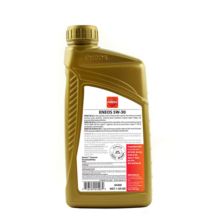 引擎油 桌布 壁紙 — 一個金色ENEOS 5W-30機油瓶，帶有詳細標籤，立在純白色背景前。