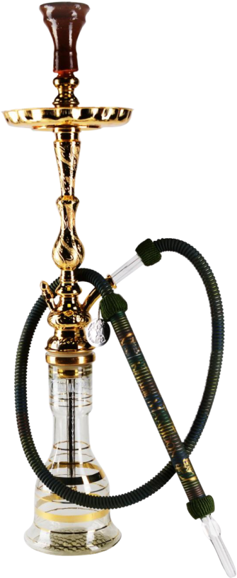Hookah 桌布 壁紙 — 一個金色華麗的水煙壺，帶有玻璃底座和盤繞的軟管，孤立地立在黑色背景前。