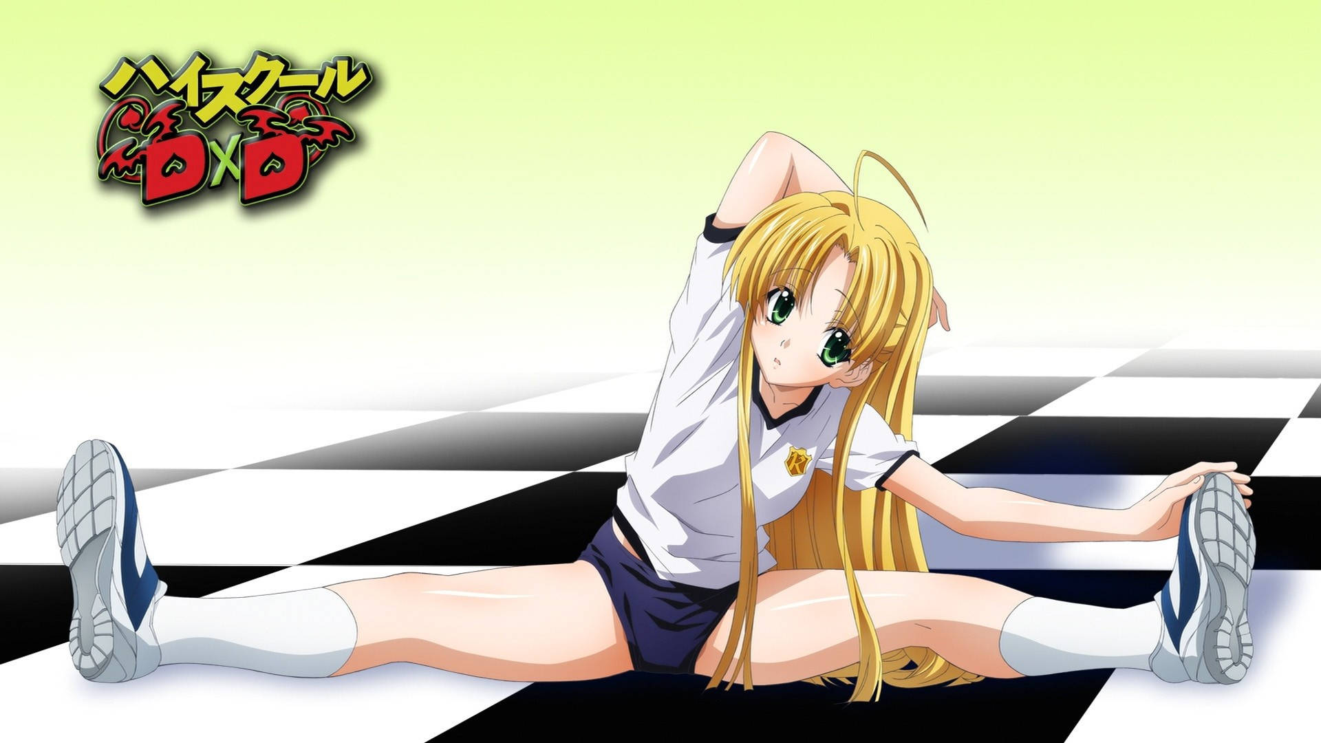Dxd 桌布 壁紙 — 一個金髮動漫女孩穿著校服，在黑白棋盤格地板上伸展，背景是柔和的黃色漸變天空。