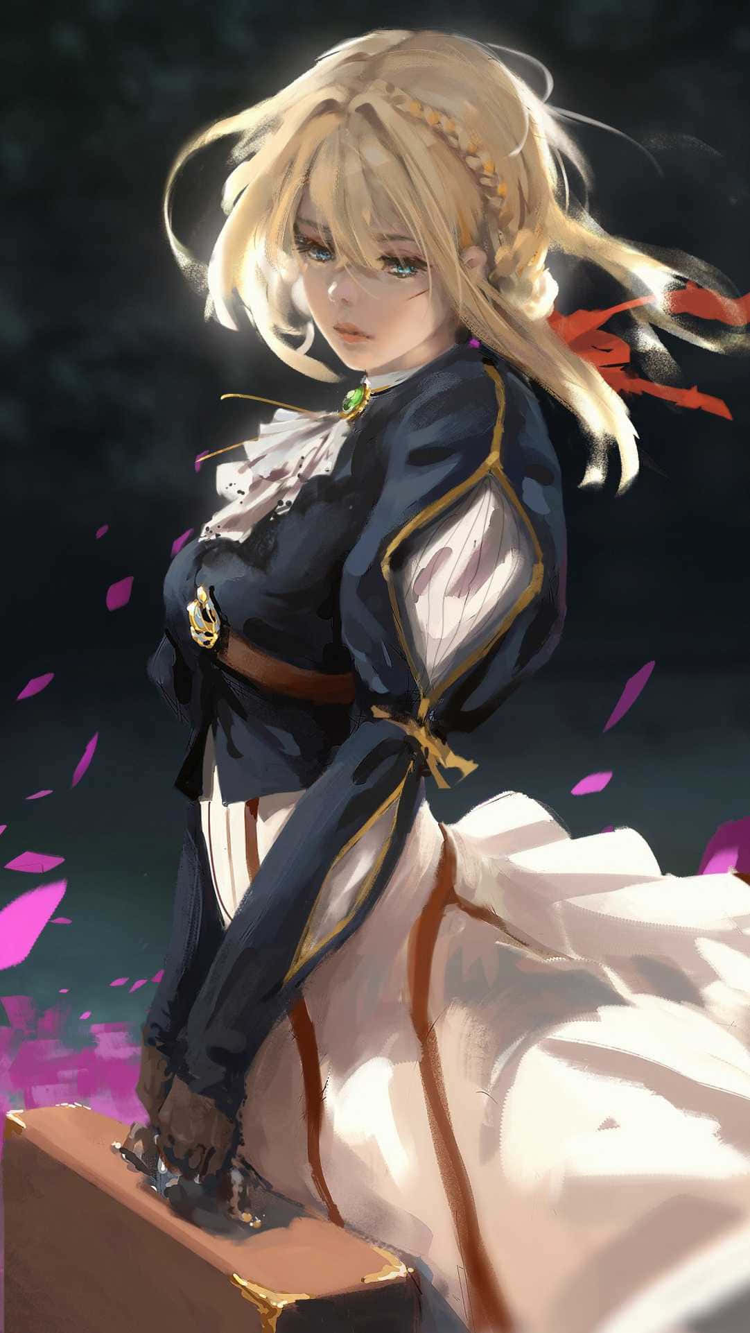 Violet Evergarden iPhone 桌布 壁紙 — 一個金髮動漫女孩穿著深藍色和白色的服裝，站在一個盒子上，粉紅色的花瓣在她周圍旋轉，背景是深色的。