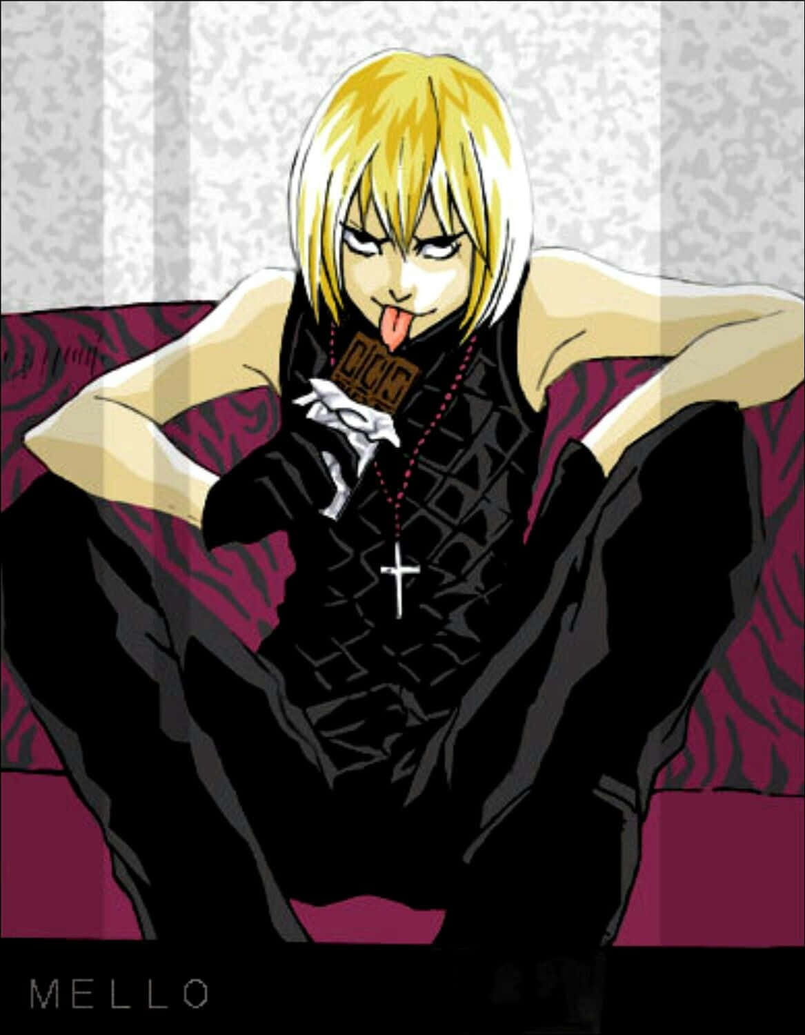 Death Note Mello 桌布 壁紙 — 一個金髮動漫角色懶洋洋地躺在紫色斑馬紋沙發上，伸出舌頭，拿著一條巧克力棒，戴著十字架項鍊。