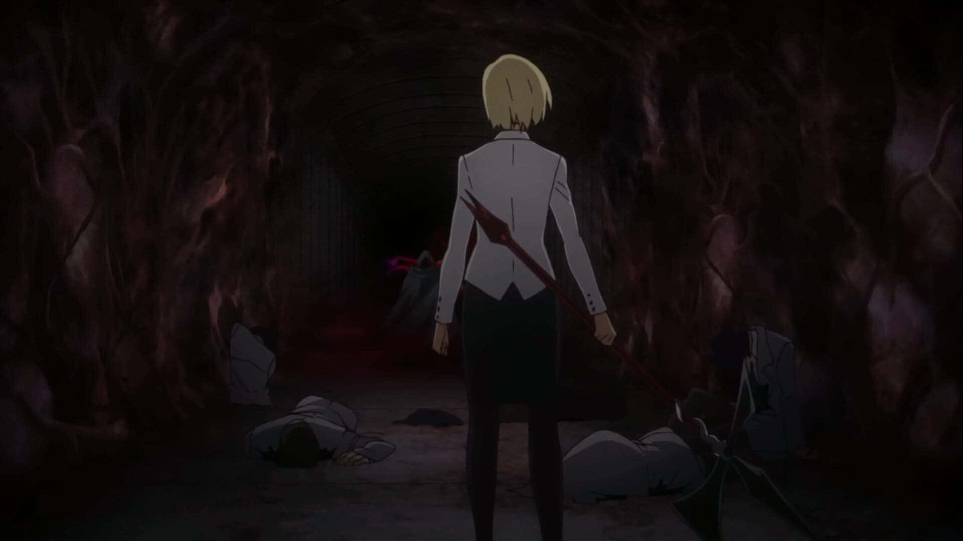 Kureo Mado 桌布 壁紙 — 一個金髮動漫角色穿著白色襯衫，手持長矛，走進一個黑暗洞穴，周圍有倒下的屍體。