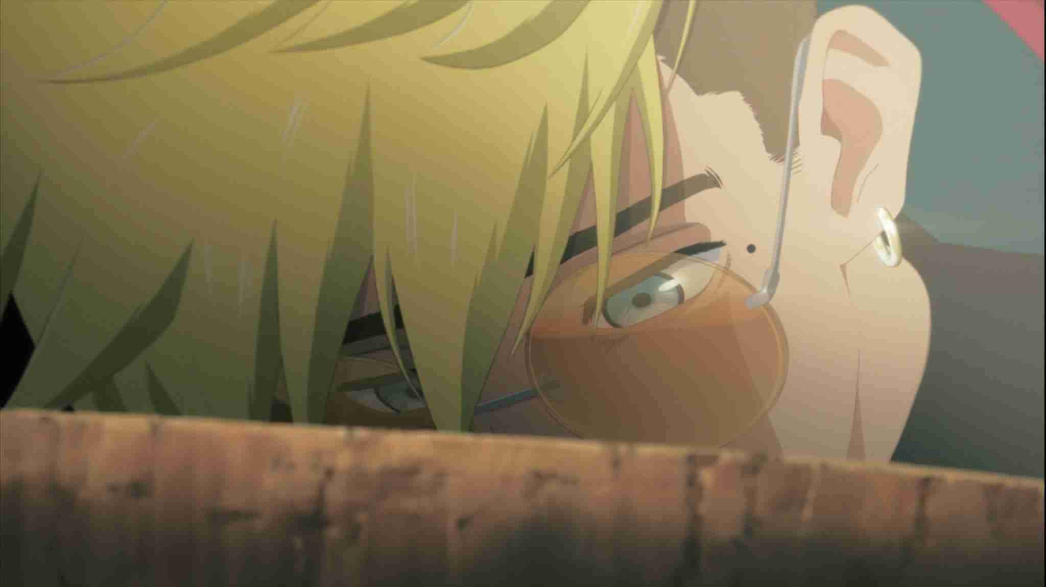 Trigun 桌布 壁紙 — 一個金髮戴眼鏡的動漫角色特寫，專注地凝視著木質表面。