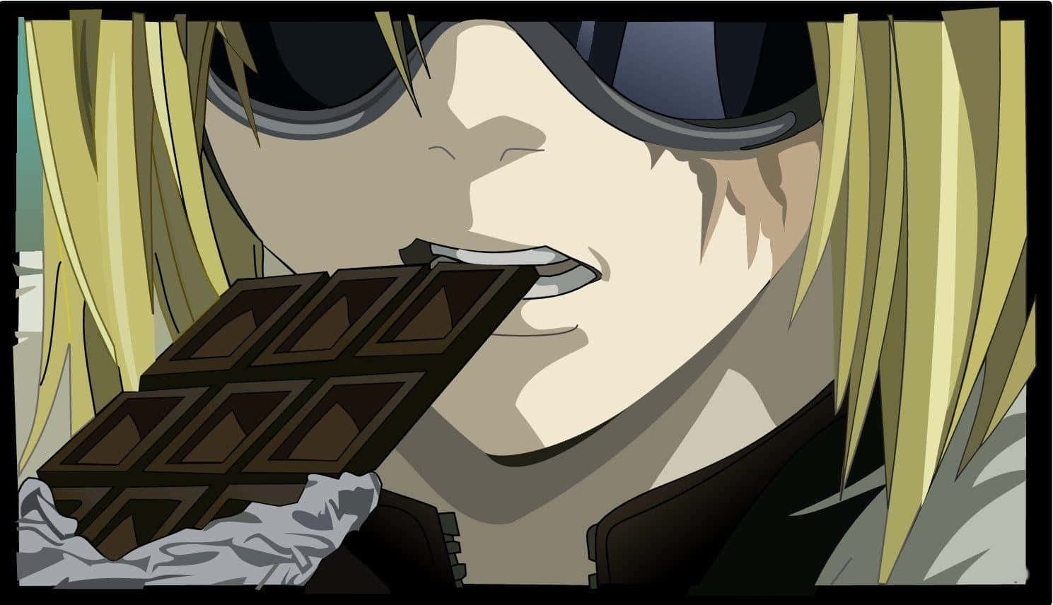 Death Note Mello 桌布 壁紙 — 一個金髮戴護目鏡的動漫角色特寫，咬著用錫箔紙包著的巧克力條。