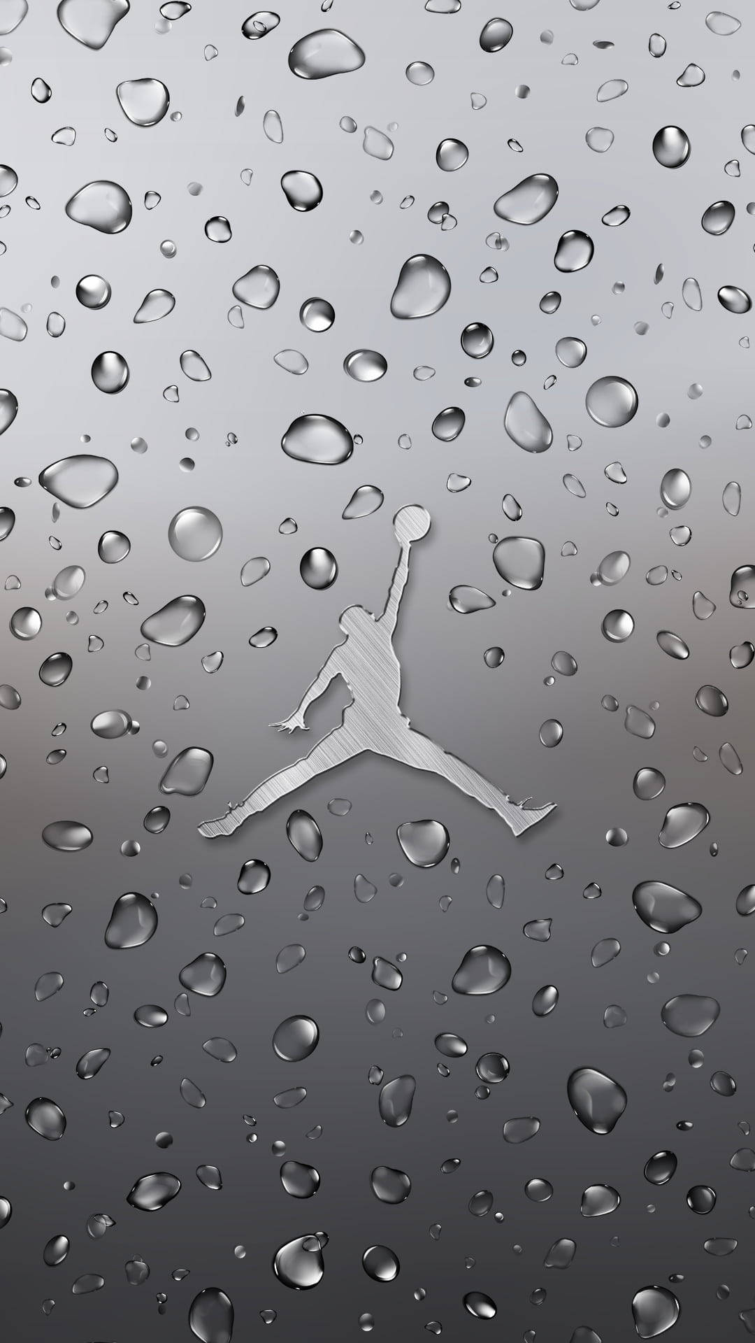 Jordan Logo 桌布 壁紙 — 一個銀色Jordan標誌在漸變灰色表面上穿過雨滴動態跳躍。