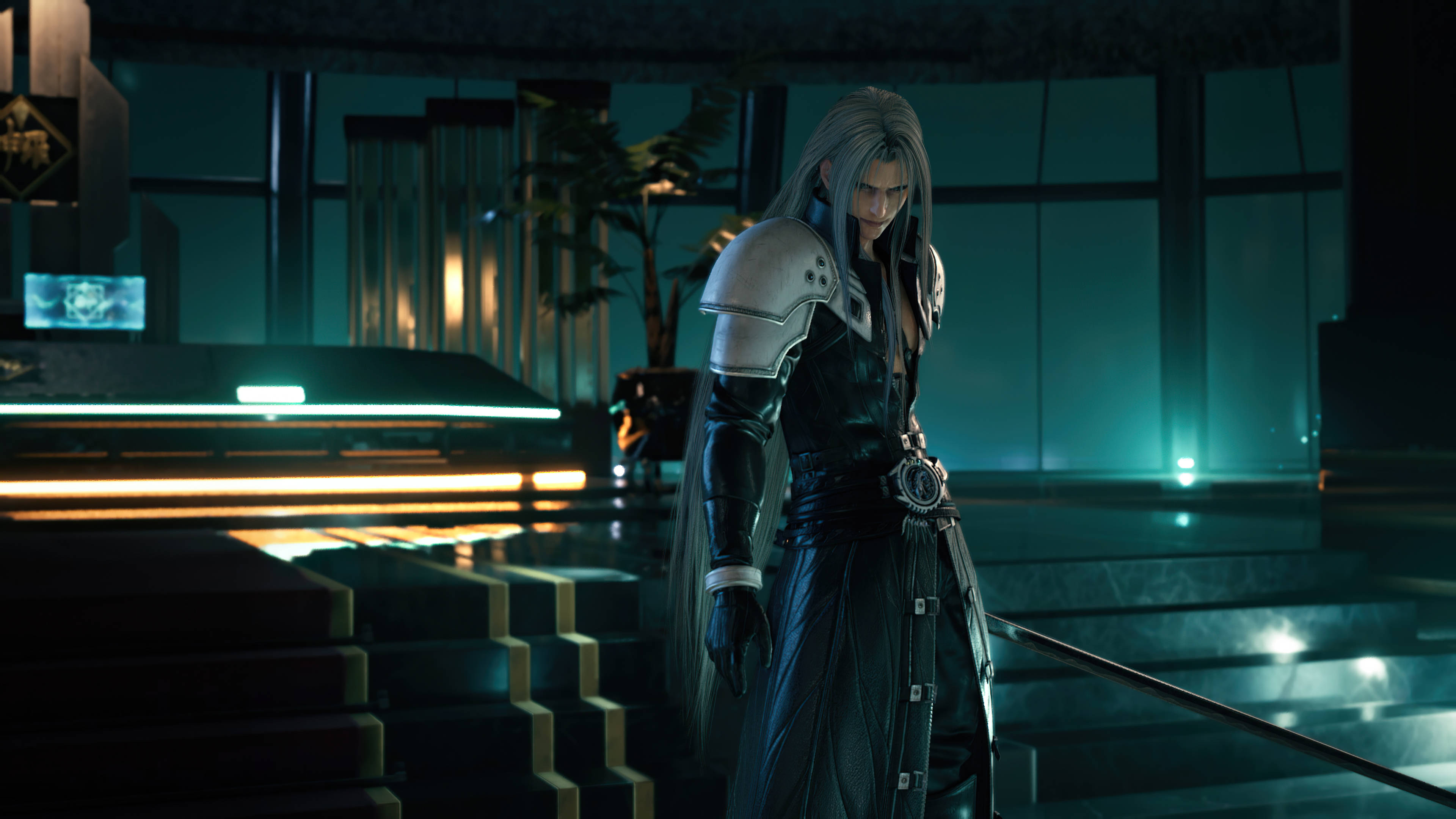 Ff7 桌布 壁紙 — 一個銀髮動漫角色身穿暗色盔甲，莊嚴地站在一個帶有發光青綠色和橙色燈光的未來風格休息室中。