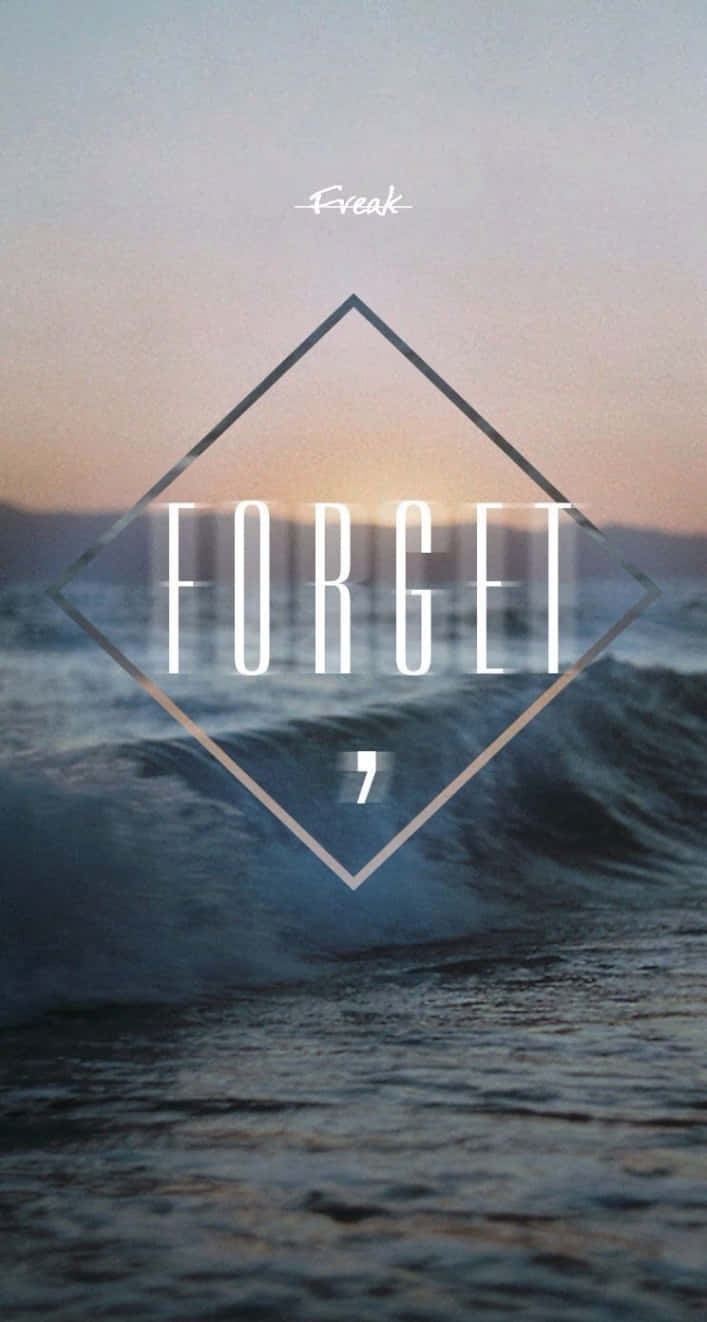 桌布 壁紙 — 一個鑽石框架內的「FORGET」文字疊加在日落時分粉藍色調中翻騰的海浪上。