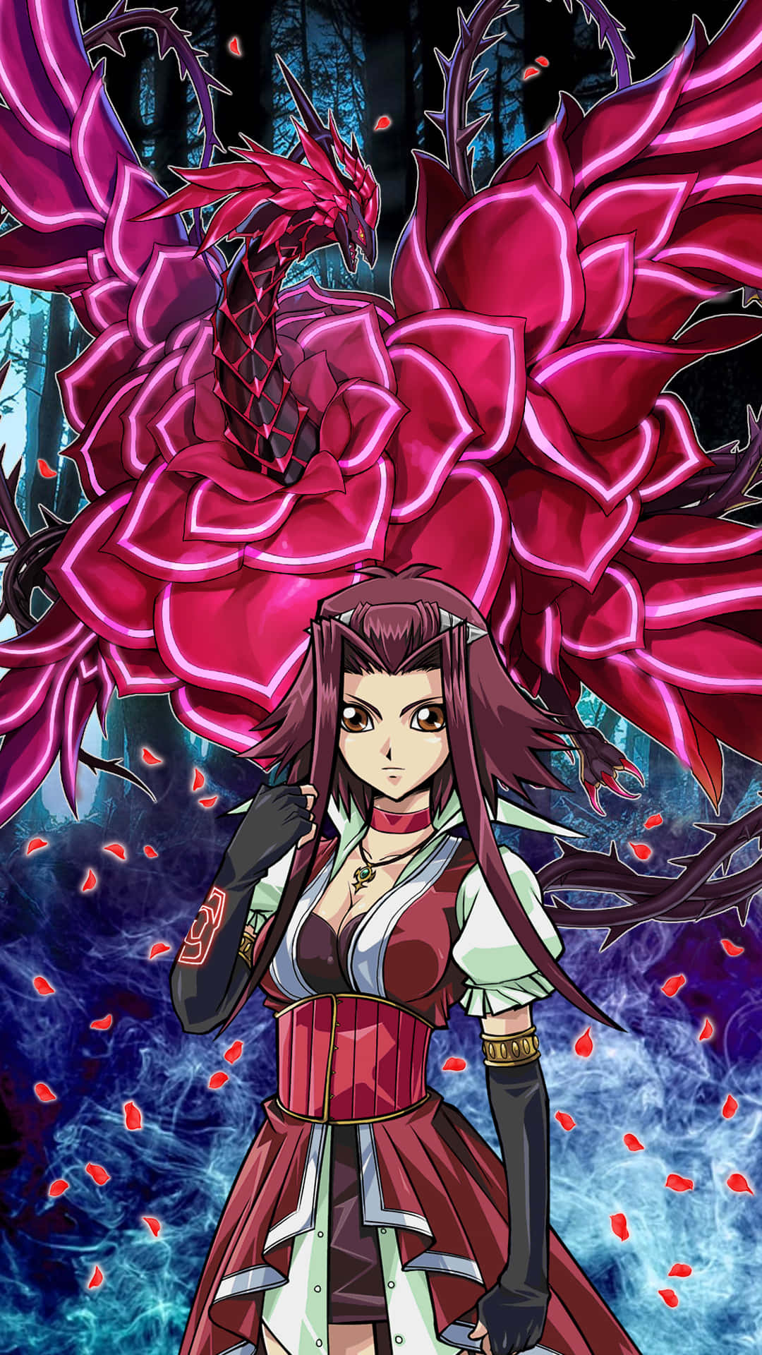 Akiza Izinski 桌布 壁紙 — 一個長著紅色長髮的兇猛動漫女孩站在黑暗森林中從巨大玫瑰中出現的發光粉紅色龍面前。