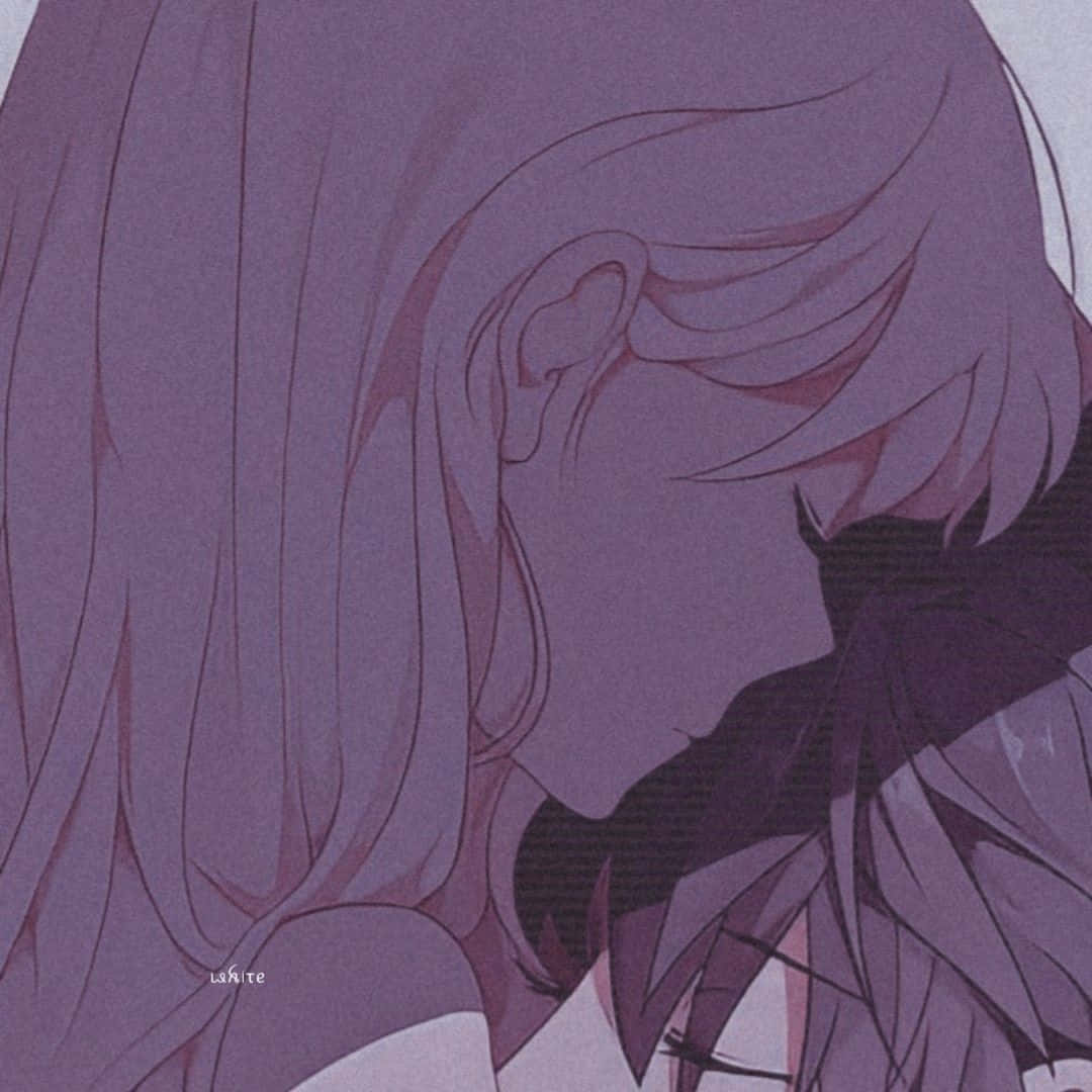 動漫女孩 桌布 壁紙 — 一個長著紫色長髮和黑色蝴蝶結的動漫女孩特寫，在柔和的紫色單色調色盤中向下凝視。