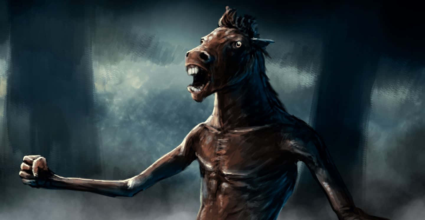 Shapeshifting 桌布 壁紙 — 一個長著馬頭、露出牙齒、伸出雙臂的威脅性人形生物在黑暗霧氣籠罩的森林中咆哮。