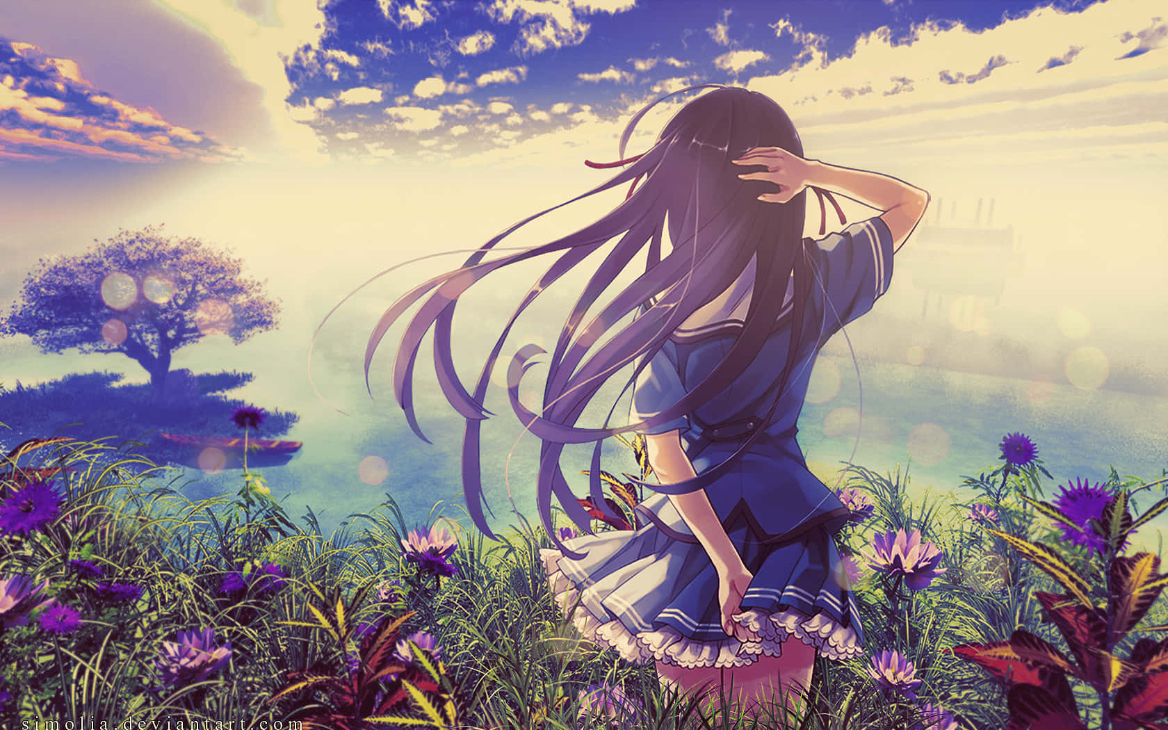 Anime Garden 桌布 壁紙 — 一個長長黑髮的女孩站在一片紫色花田中，遠方有一棵孤樹，天空是充滿活力的日落景色。