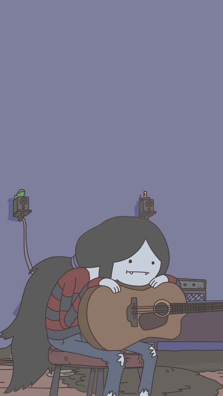 桌布 壁紙 — 一個長黑髮的卡通人物彎腰坐在木吉他前，背景是柔和的紫色。
